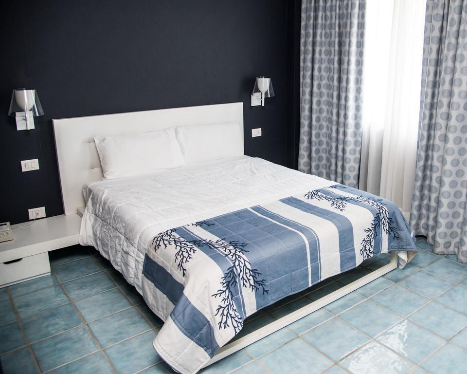 Superior Triple Room,319940997:JPEG