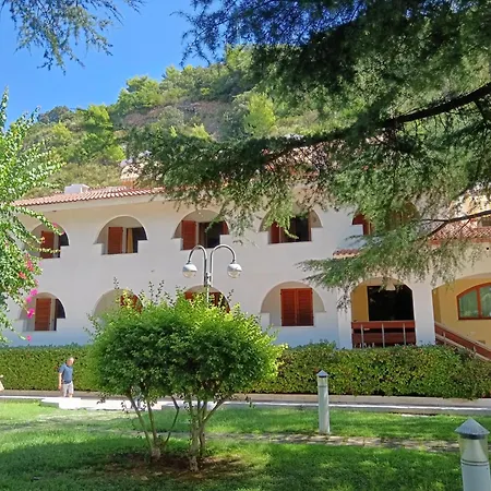 Villaggio Turistico La Mantinera - Hotel-3